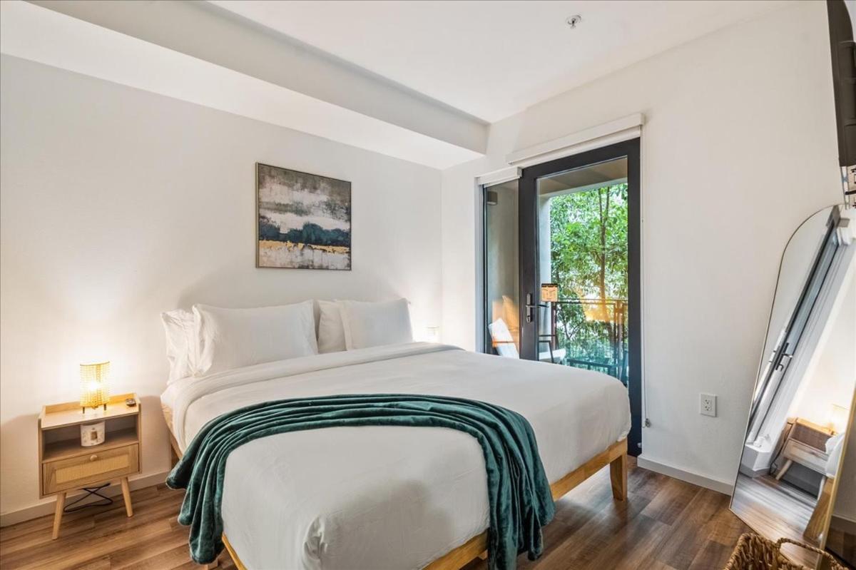 Cozy 1br In Hollywood W Pool, Gym And Parking Apartamento Los Angeles